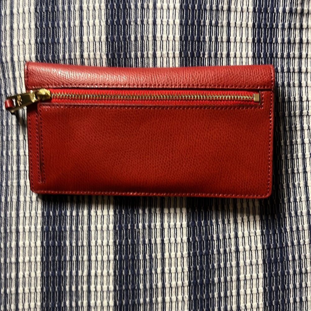 EUC Ralph Lauren Red Wallet..12 Slots for your Cards ..Super Cute! - Picture 2 of 4